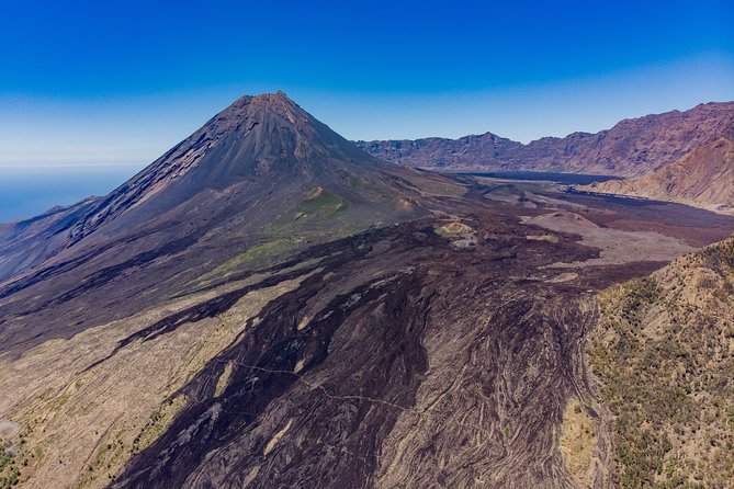 7. Ascension of VOLCAN Grand Pico to FOGO - A local guide makes a real difference
