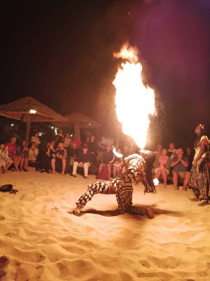 Boa Vista: African night - 8pm: dinner at Churrasqueira Sal Rei