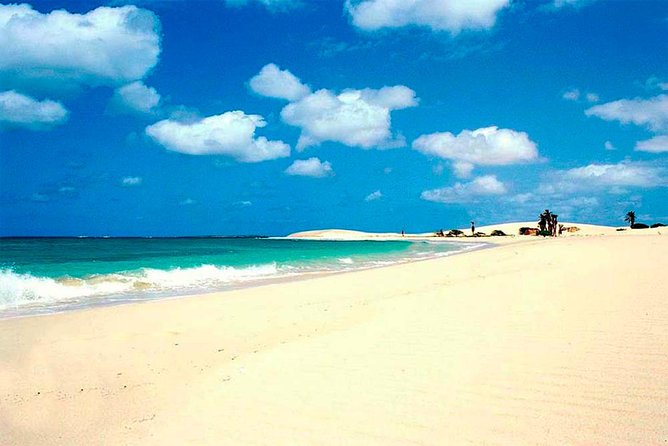 Boa Vista Island: 4-Hour Rabil, Viana Desert & Shipwreck Tour - The Viana Desert and its wind-shaped dunes