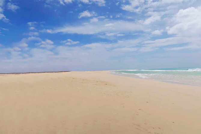Boa Vista Island: Full-Day Wild Beaches & Viana Desert Experience - Lunch and village life in Fundo das Figueiras