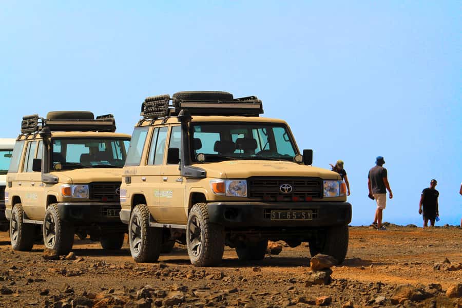 Boa Vista Jeep Expedition: Santa Monica & Desert (4-Hour) - Santa Monica Beach and the quick swim