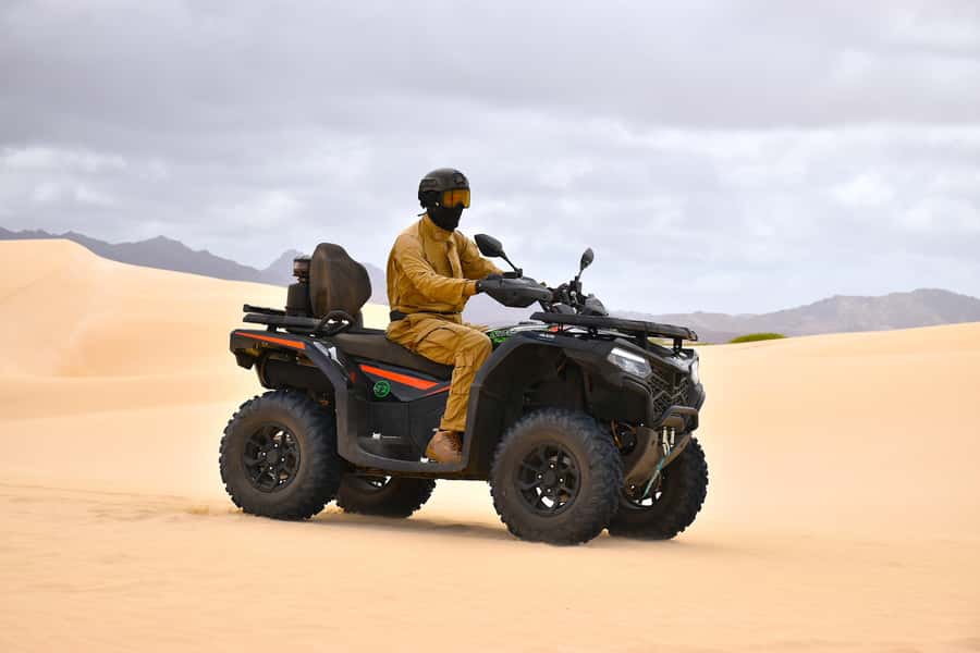 Boa Vista Quad Tour: Shipwreck & Viana Desert (2-Hour) - Guides, languages, and group size