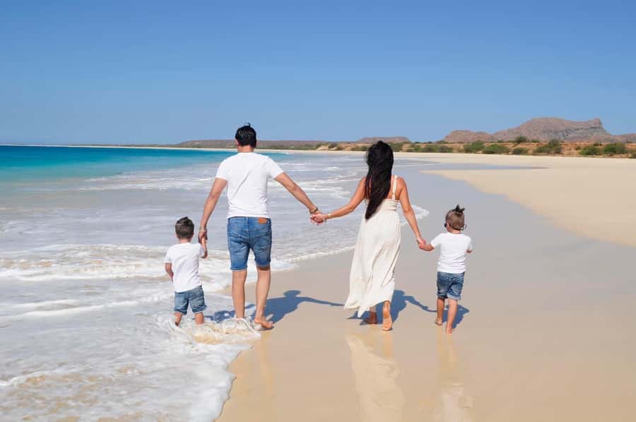 Boa Vista: Santa Monica, Dunes, Caves and Village 4x4 Tour - Finishing at Santa Monica Beach