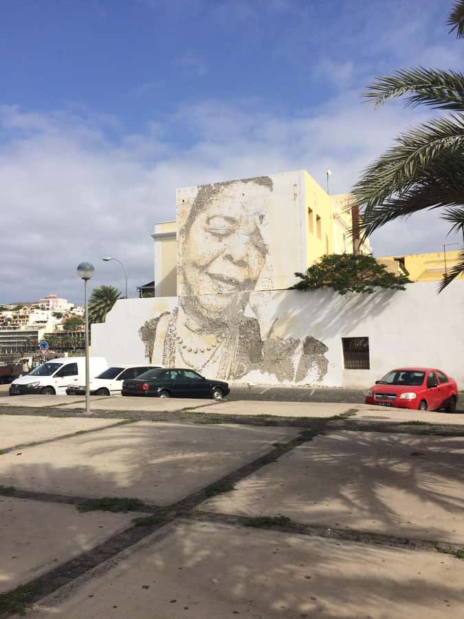 City Walking Tour of Mindelo: Cultural Capital - Municipal Market: fruit, tea, and handicrafts