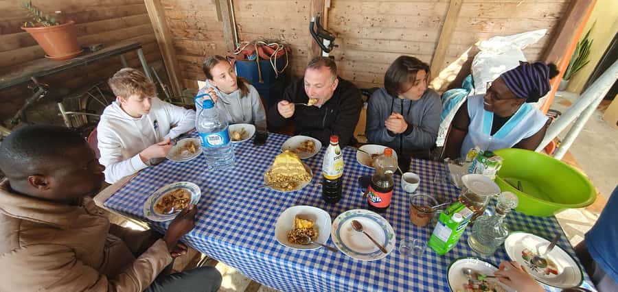 Day with locals people - Family lunch at the farm house