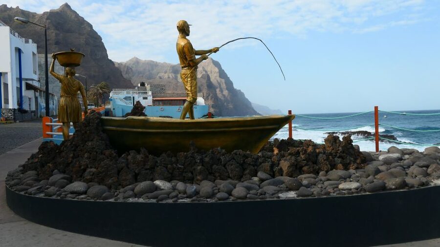 From São Vicente: Santo Antão Day Trip with Local Guide - Lunch near Ribeira Grande