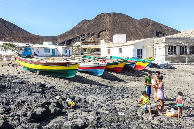 Full Day Island Tour, Highlights of São Vicente - Guides, drivers, and group comfort