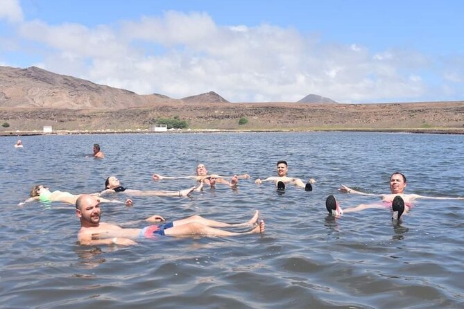 Full-day tour - Salt Mine, Blue Eye, Shark Watch and Kite Beach - Why this Sal Island tour works as a first look