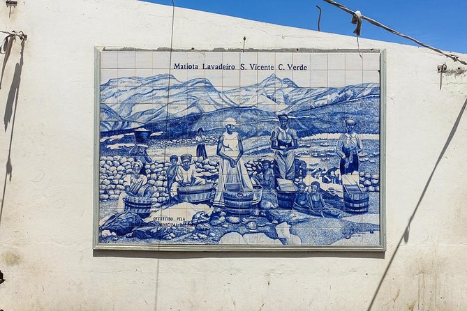 Half Day Island Tour, Sao Vicente, 4h - A short swim at Baía das Gatas