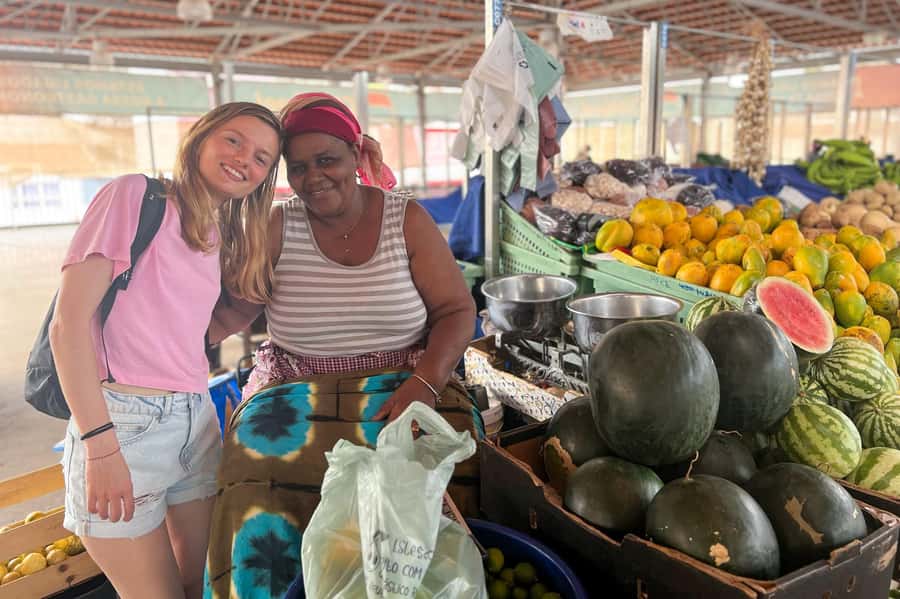 Island tour with German-speaking guide for cruise guests - Key points at a glance