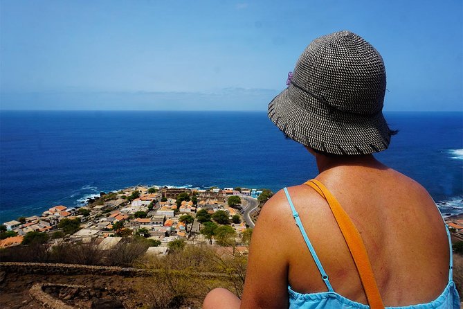 Like Locals: Praia and Cidade Velha Tour + Local Pontxi Tasting - Reaching São Felipe Fortress