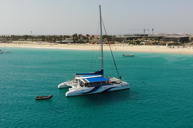 Lounge Catamaran SODADE Half-Day - Who will enjoy this cruise most?