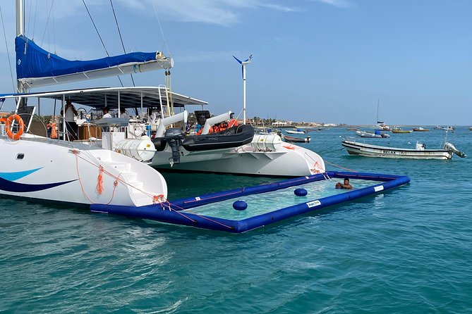 Lounge Catamaran SODADE Half-Day - Murdeira Bay and the sleeping lion of Monte Leão
