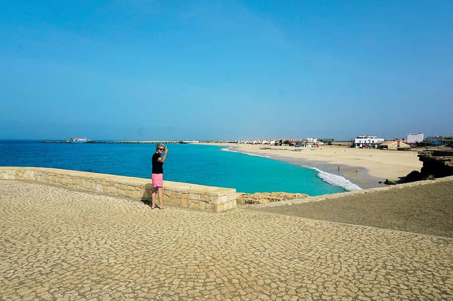 Maio Island: Full-day Guided Tour with Breakfast - Breakfast with a Family in Morro