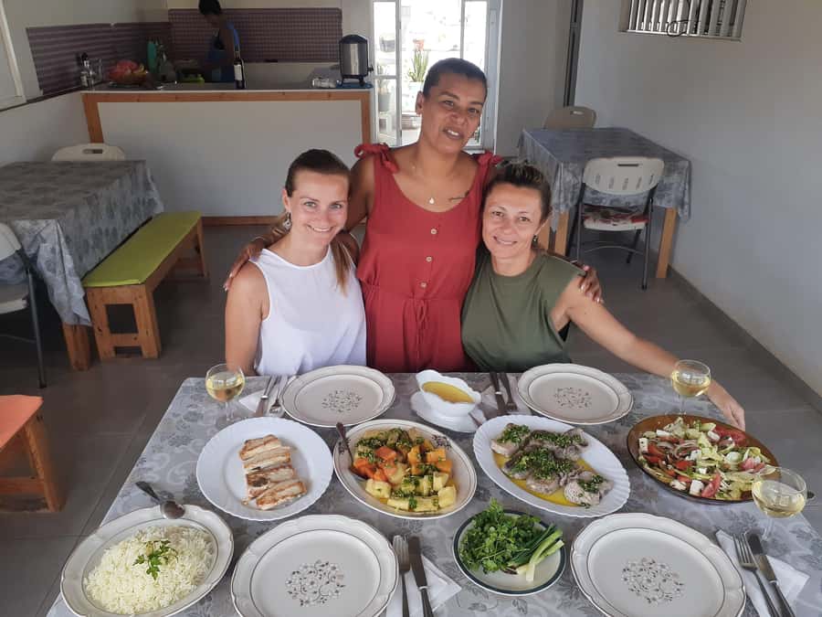 Mindelo: creol cooking with Catia - Cooking Creole food with Catia