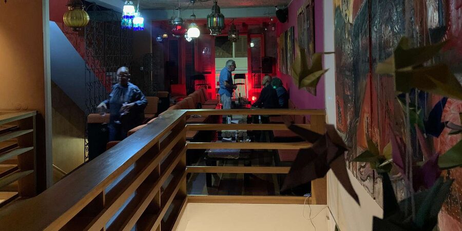 Mindelo Cultural: city tour "Mindelo by Night" - The old bar and Mindelo’s musical restaurant