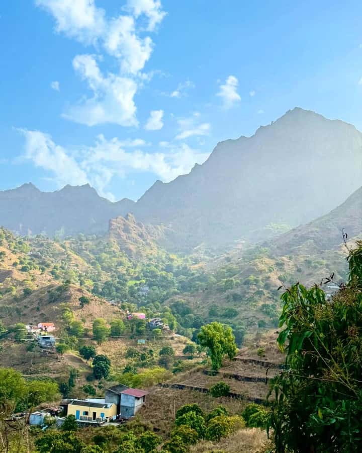 Praia: Day trip by minibus for cruise passengers - Serra Malagueta offers Santiago’s best high view