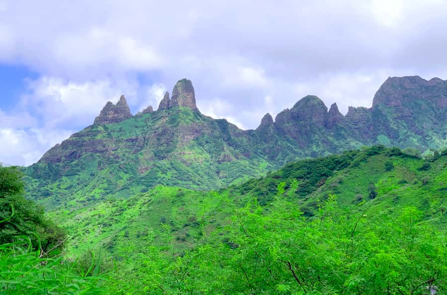 Praia: Santiago Island Tour with Tastings and Tarrafal Beach - Assomada and its Wednesday or Saturday market