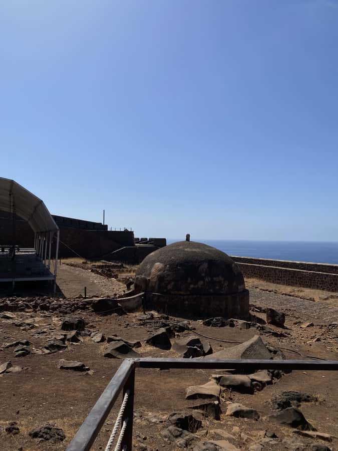 Private Tour Cidade Velha/Discover OLD CITY - Leaving Praia in private transport