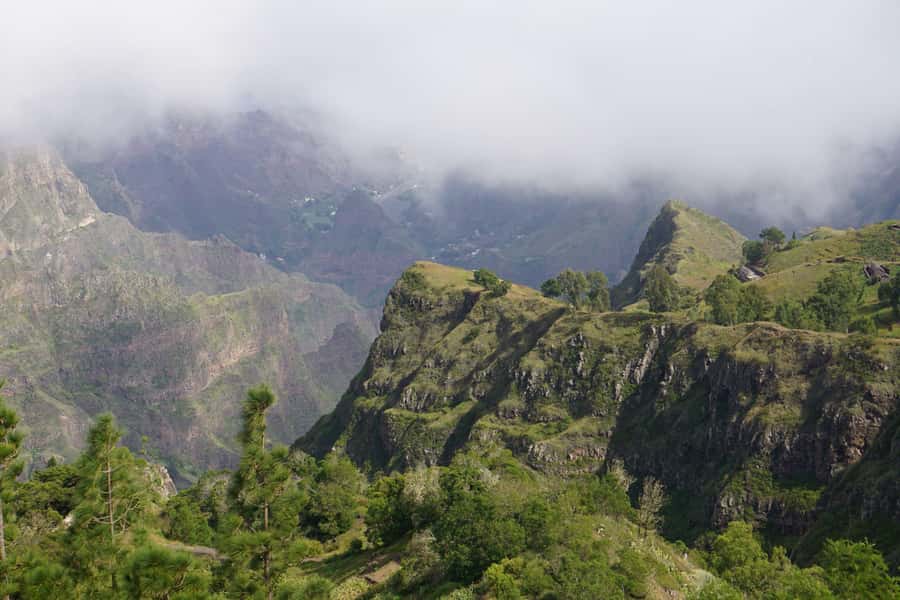 Ribeira Grande: Hiking Day Trip to Ribeira de Torre - Crossing the hills toward Lombo de Pedra