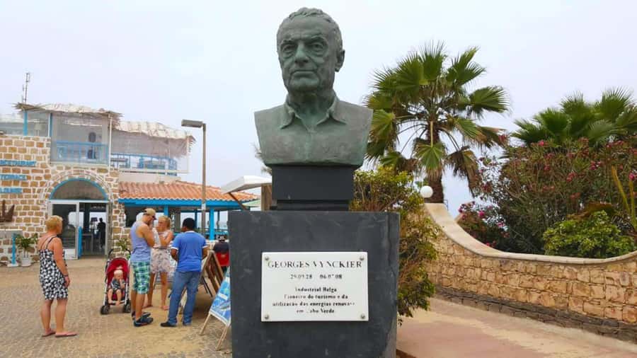 Sal island: Guided Historical and Cultural Tour - The airport drive and Sal’s changing economy