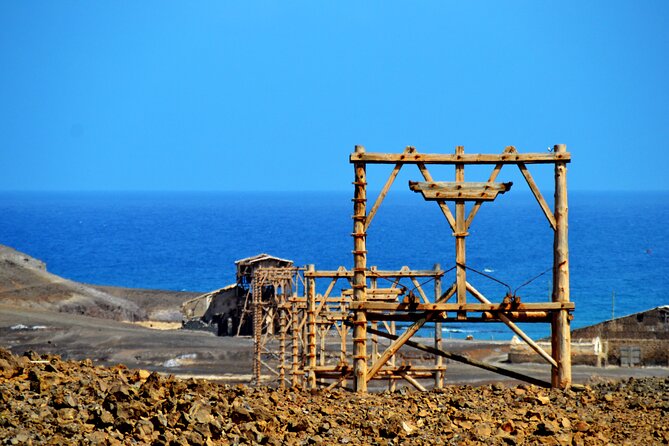 Sal island: Salt Lake Tour, Shark bay & Pedra de Lume Village - Who will enjoy this tour most