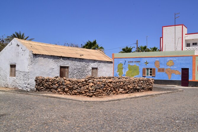 Sal Island Tour Off-Road by Jeep - Terra Boa: a mirage in the middle of the desert