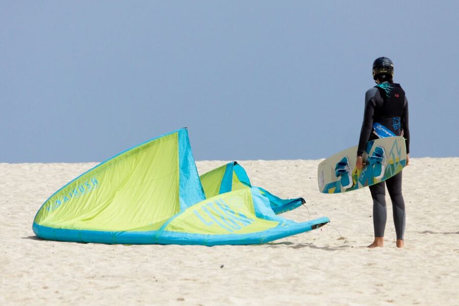 Sal: Kitesurfing Lessons - Should you book it?