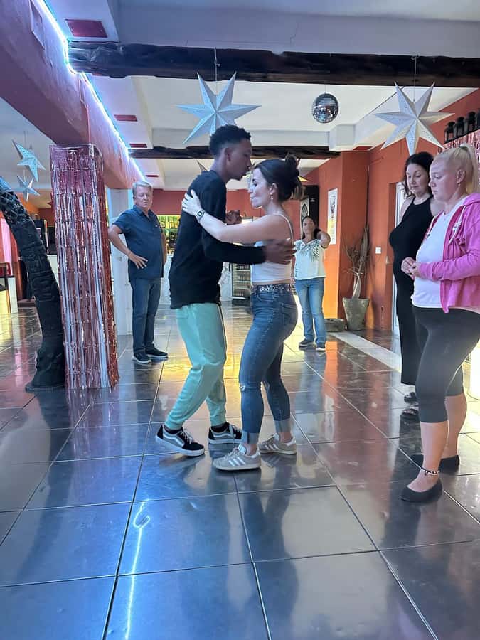 Sal: Kizomba Group Class - Santa Maria, Cape Verde - What to wear and bring