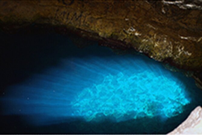 Sal Private Tour: All inclusive Salt Lake, Blue eye and Shark Bay - Murdeira Bay and Lion Mountain views