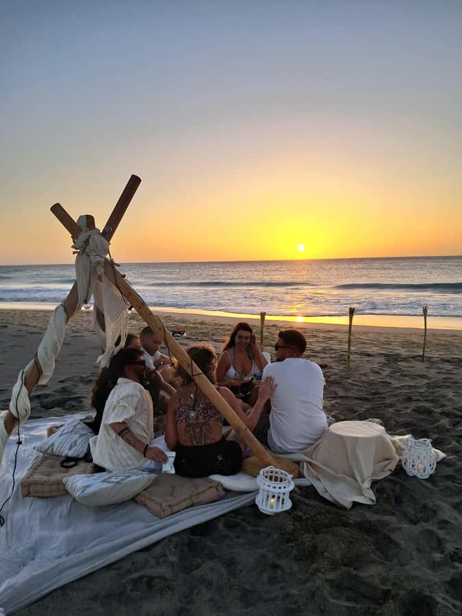 Sal: Romantic Sunset Escape with Wine and Roundtrip Transfer - A Sunset Made for Two, or Ten