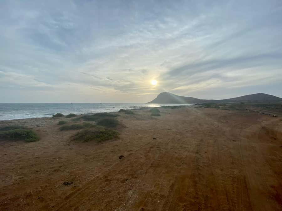 Santa Maria: Guided Coastal Hike & Monte Leão Sunset - Four hours that depend on the pace