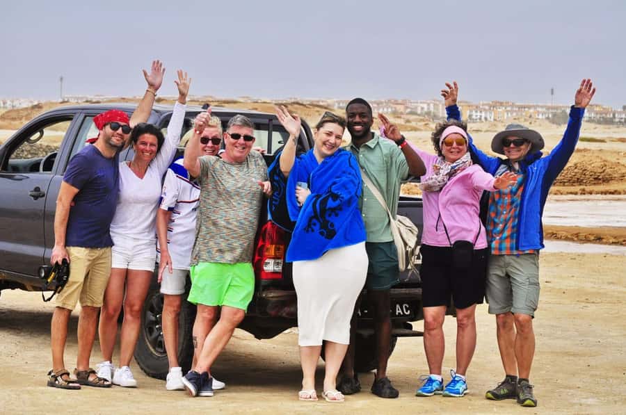 Santa Maria: Salt Mine, Natural Pool, and Shark Bay Tour - Lunch and local life in Palmeira