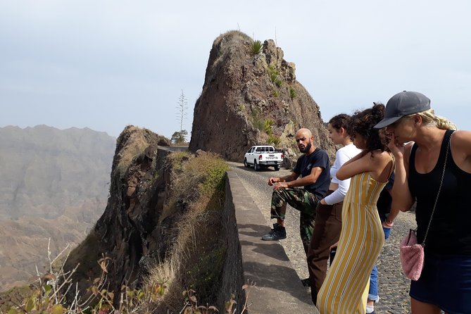 Santo Antão: Day Trip by Car or Trek - Delgadinho ridge, the classic photo stop