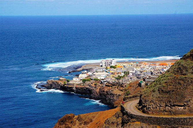 Santo Antão: Hike Ponta do Sol - Fontainhas - Cruzinha - Shoes, water, and the right level of fitness