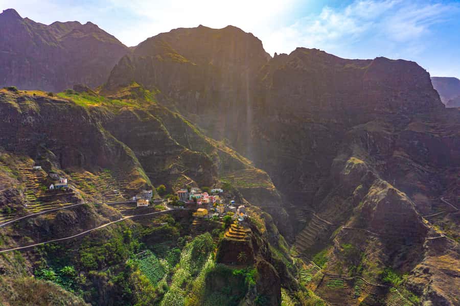 Santo Antão: Ponta do Sol & Fontainhas Guided Trip with Hike - Corvo, Formiguinhas, and the route toward Aranhas