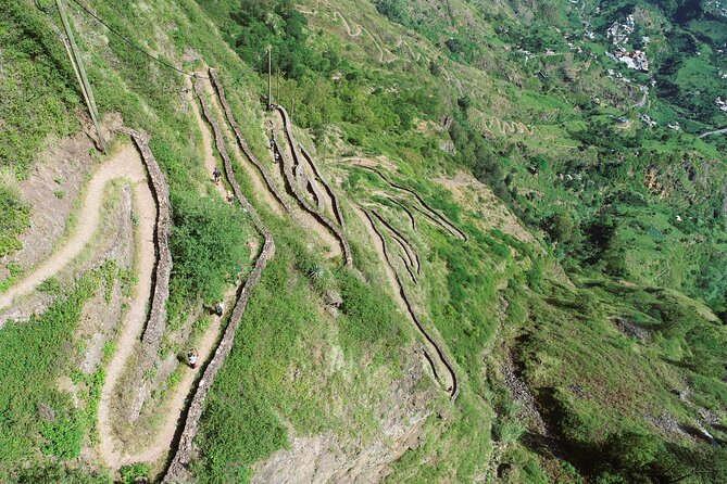Santo Antão: Trekking Cova de Paúl Volcano Crater - Ribeira de Paúl - Three hours down a steep stone path