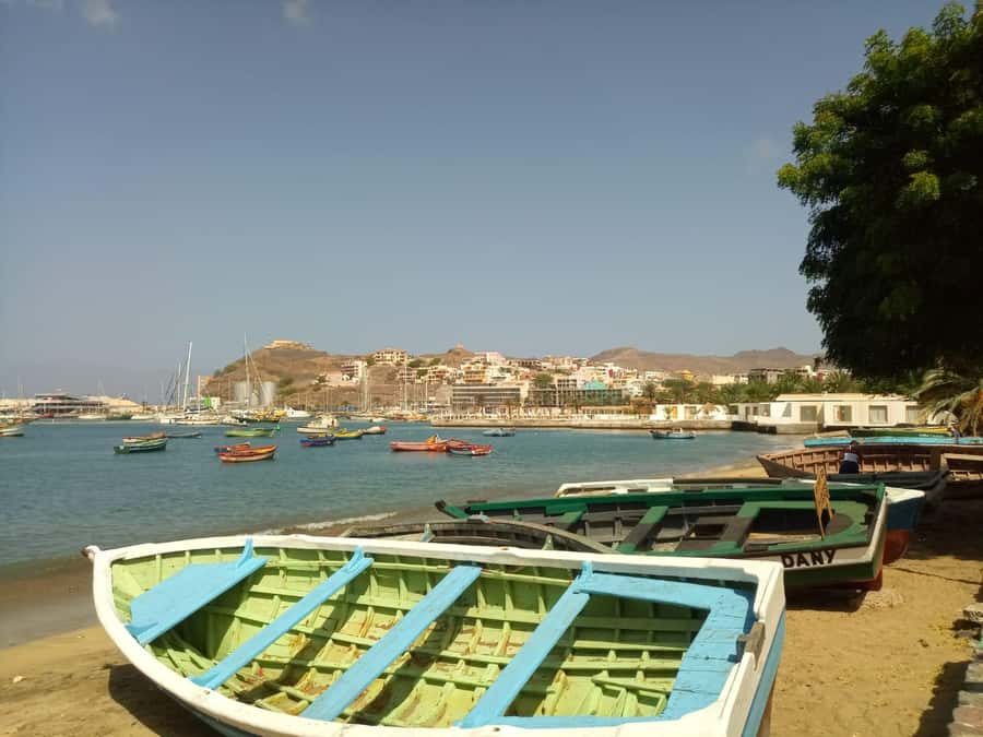 São Vicente Full Day - A full day that connects Mindelo to the open island
