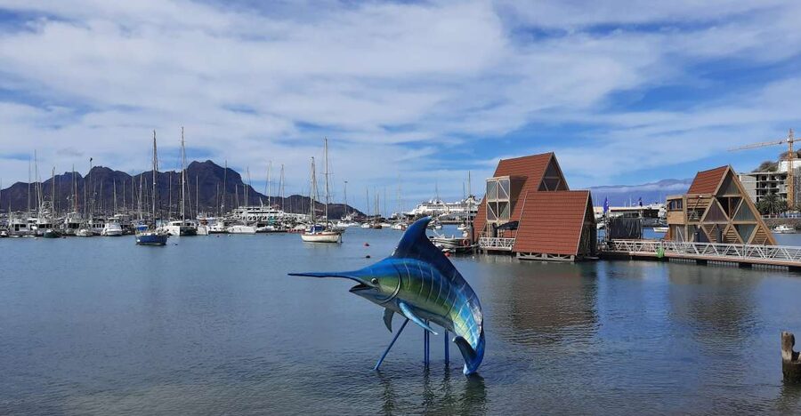 São Vicente: Markets, Beaches and Natural Park Tour - Meeting the people of Salamansa