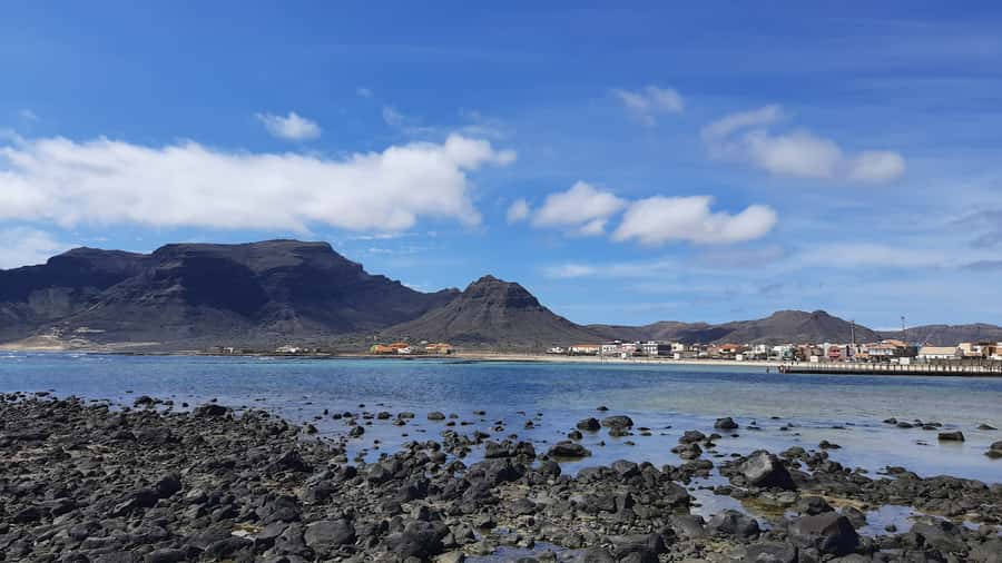 São Vicente: Markets, Beaches and Natural Park Tour - Swimming at Baía das Gatas