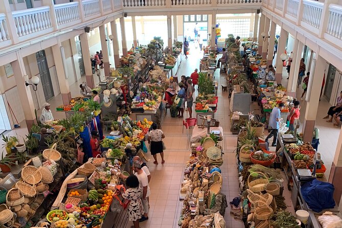 Walking tour with traditional music in Mindelo - Markets where daily life takes center stage
